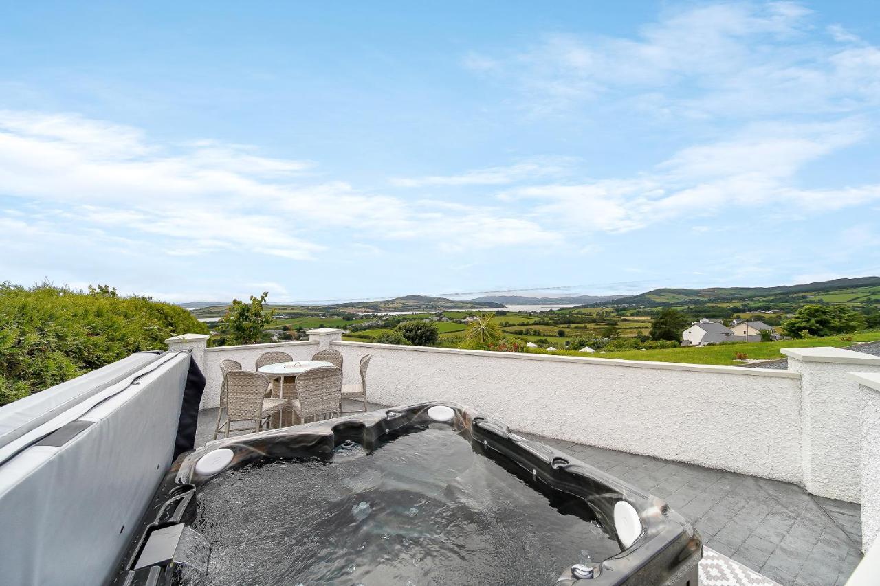Seaview Lodge Apartment 'Sleeping 4 Guests' Rockstown Eksteriør billede